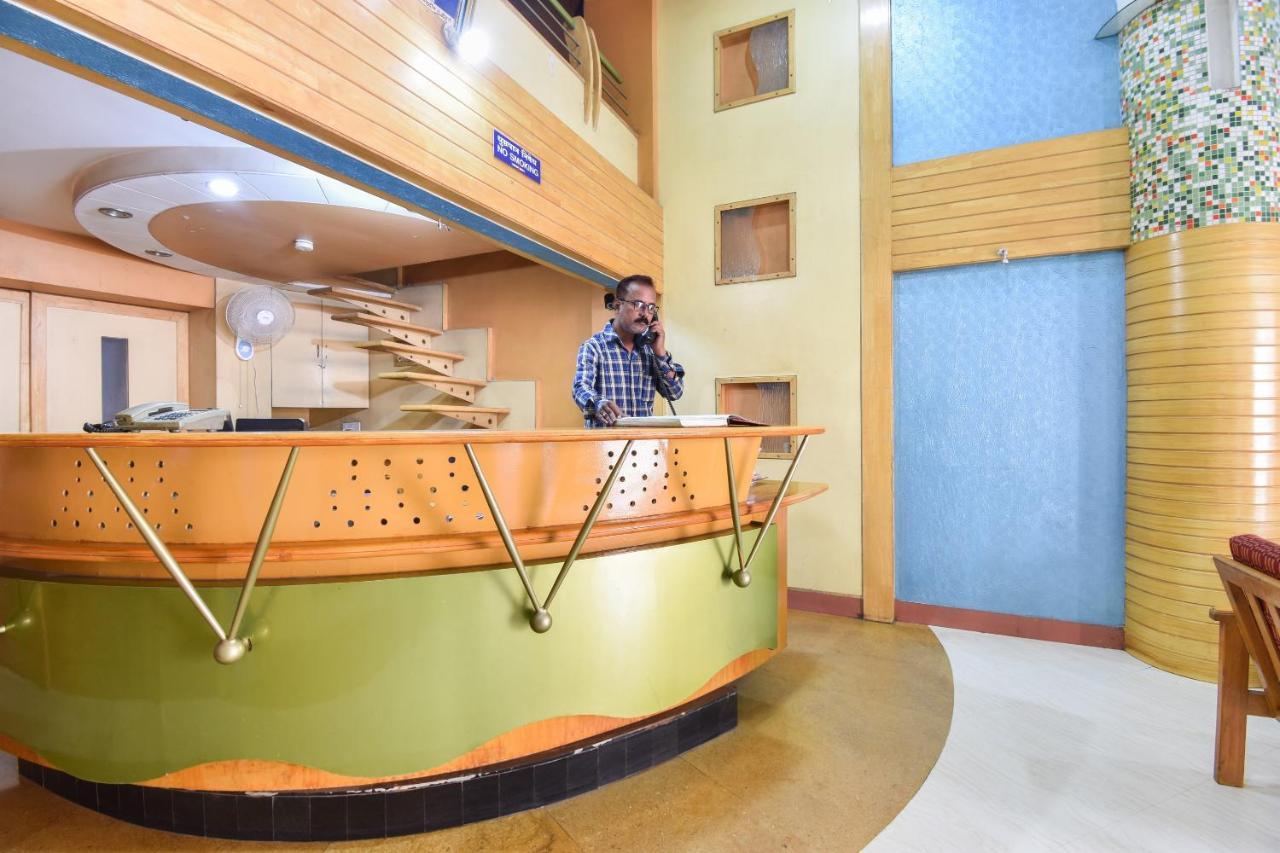 Oyo 63264 Hotel Shamiana Pandharpur Exteriér fotografie