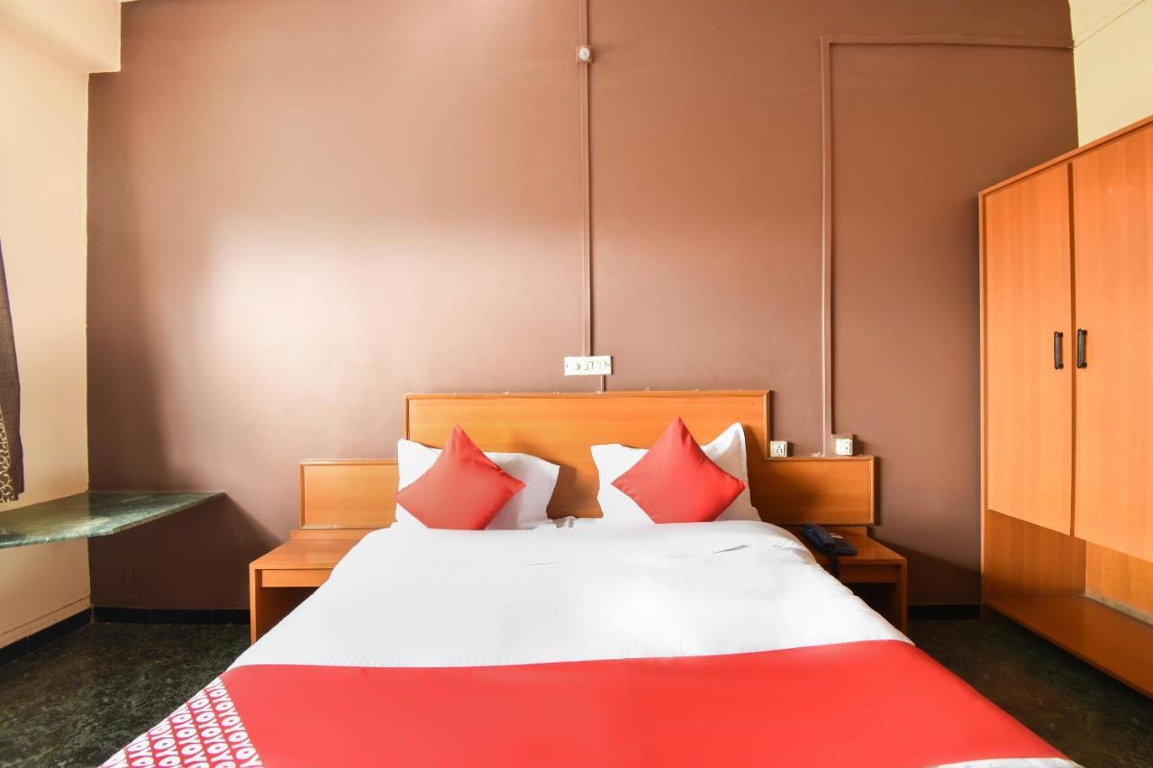Oyo 63264 Hotel Shamiana Pandharpur Exteriér fotografie